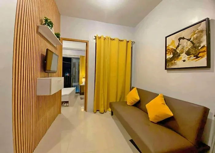 Aparthotel Near Sm, Ayala, & It Park - Lot 8 *